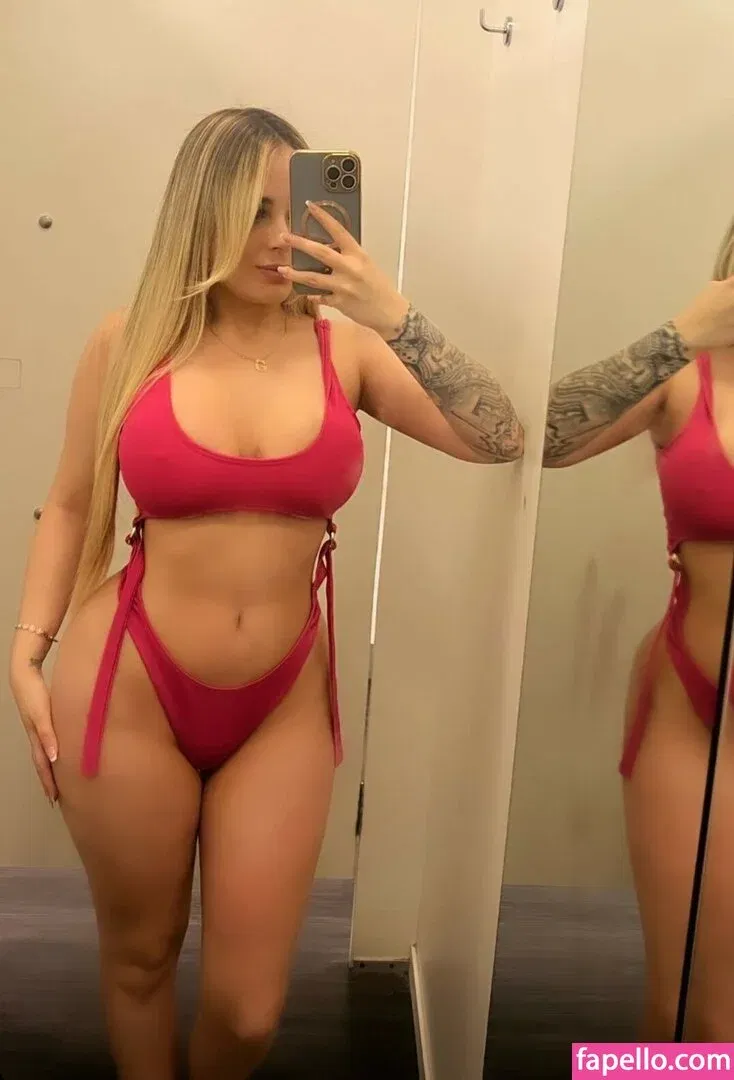 Leticia Vinhoz Onlyfans Photo Gallery 