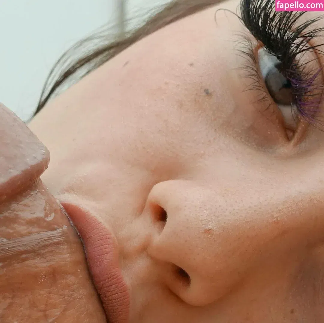 Roma Amor Onlyfans Photo Gallery 