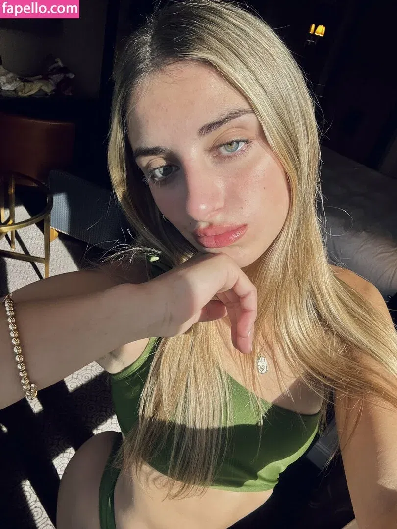 Jazmin Peralta Onlyfans Photo Gallery 