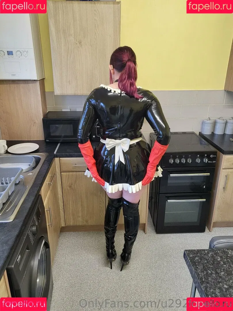 latexnikki12 Onlyfans Photo Gallery 