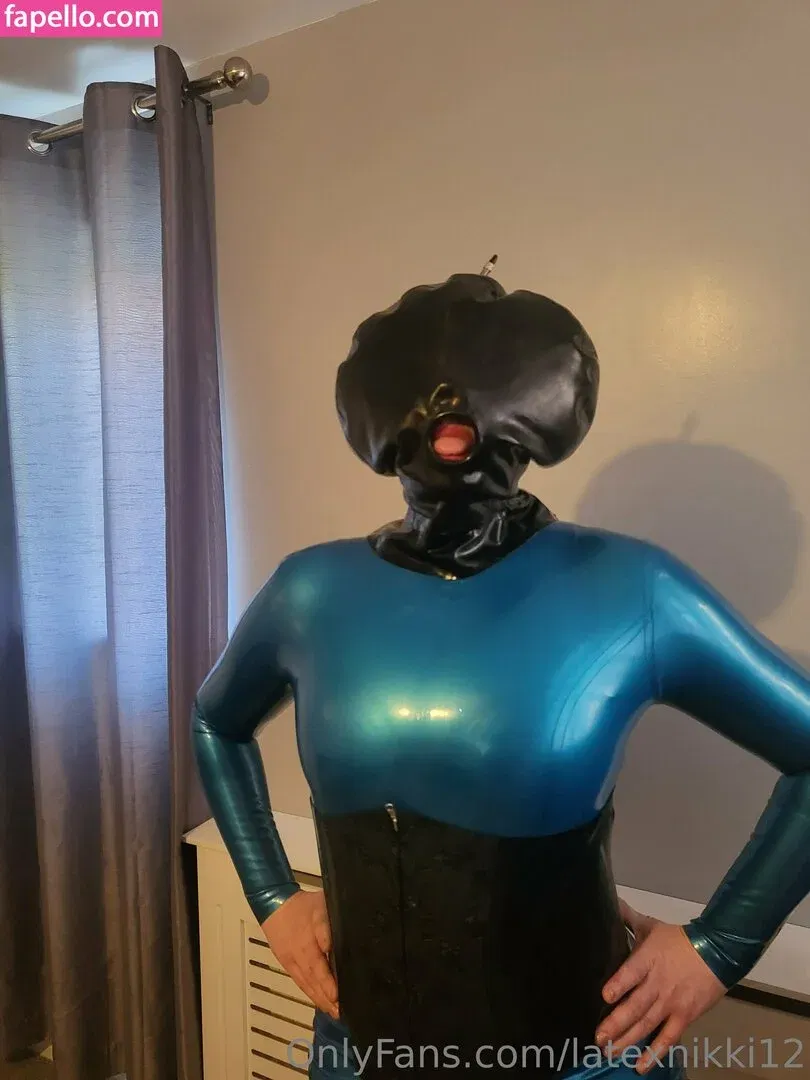 latexnikki12 Onlyfans Photo Gallery 