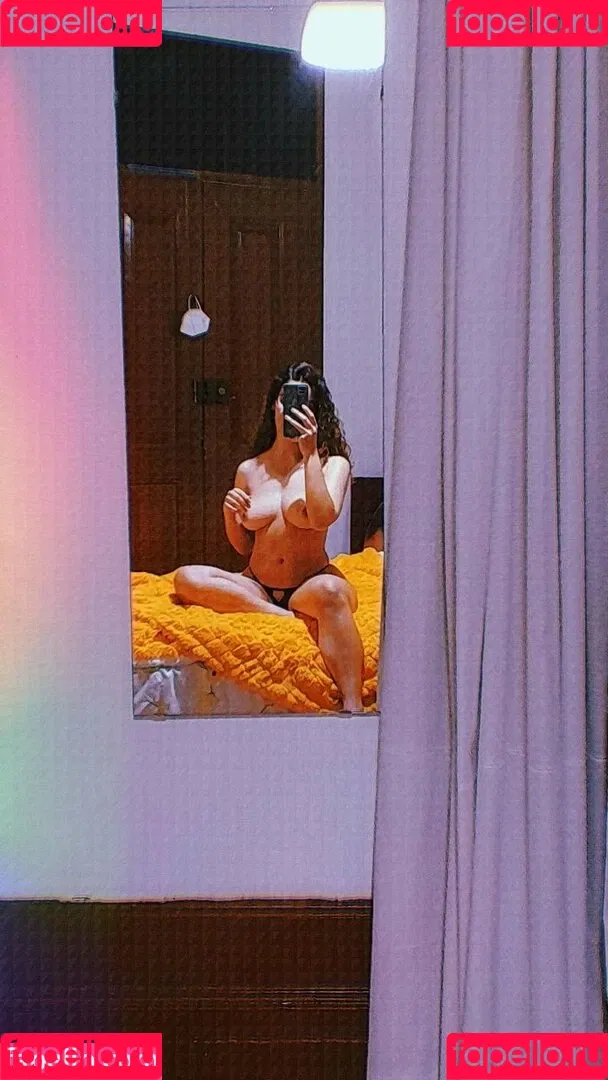 slut_belo Onlyfans Photo Gallery 