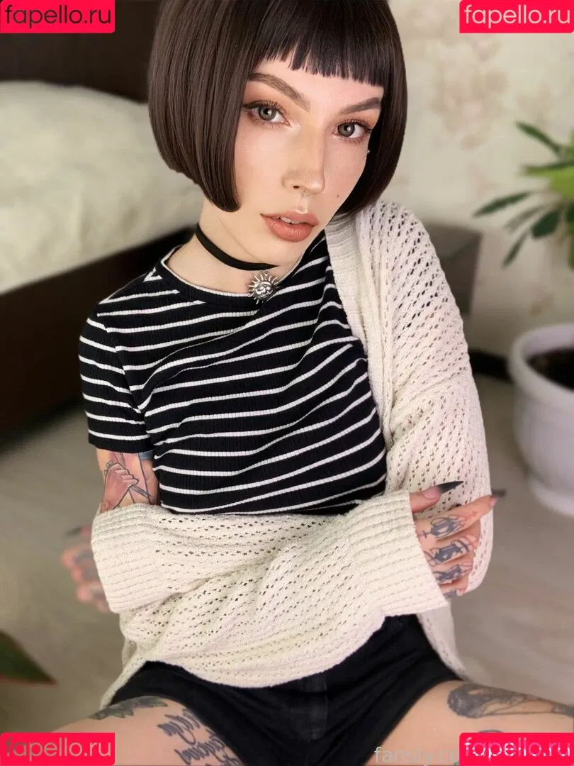 Hellyrite Onlyfans Photo Gallery 