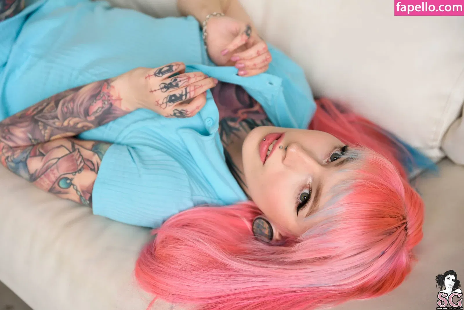 Hellyrite Onlyfans Photo Gallery 