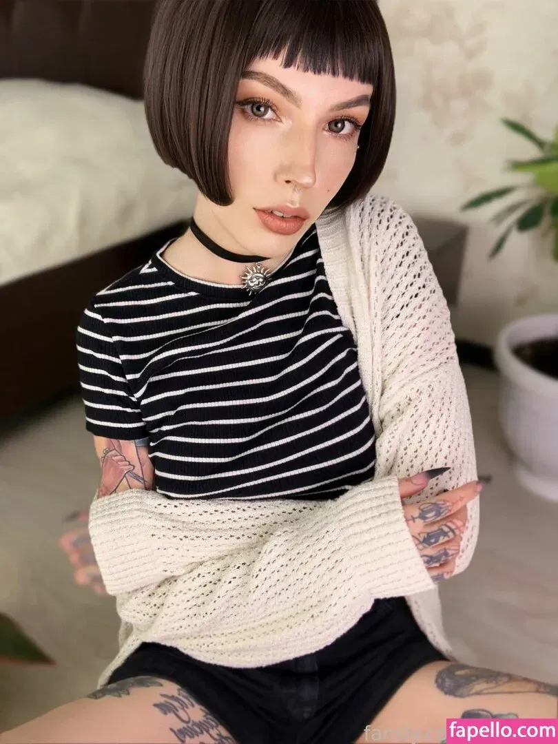 Hellyrite Onlyfans Photo Gallery 