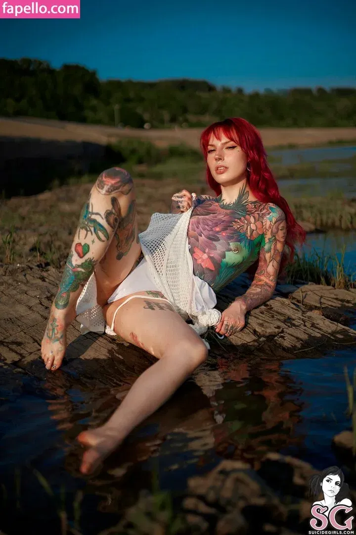 Hellyrite Onlyfans Photo Gallery 