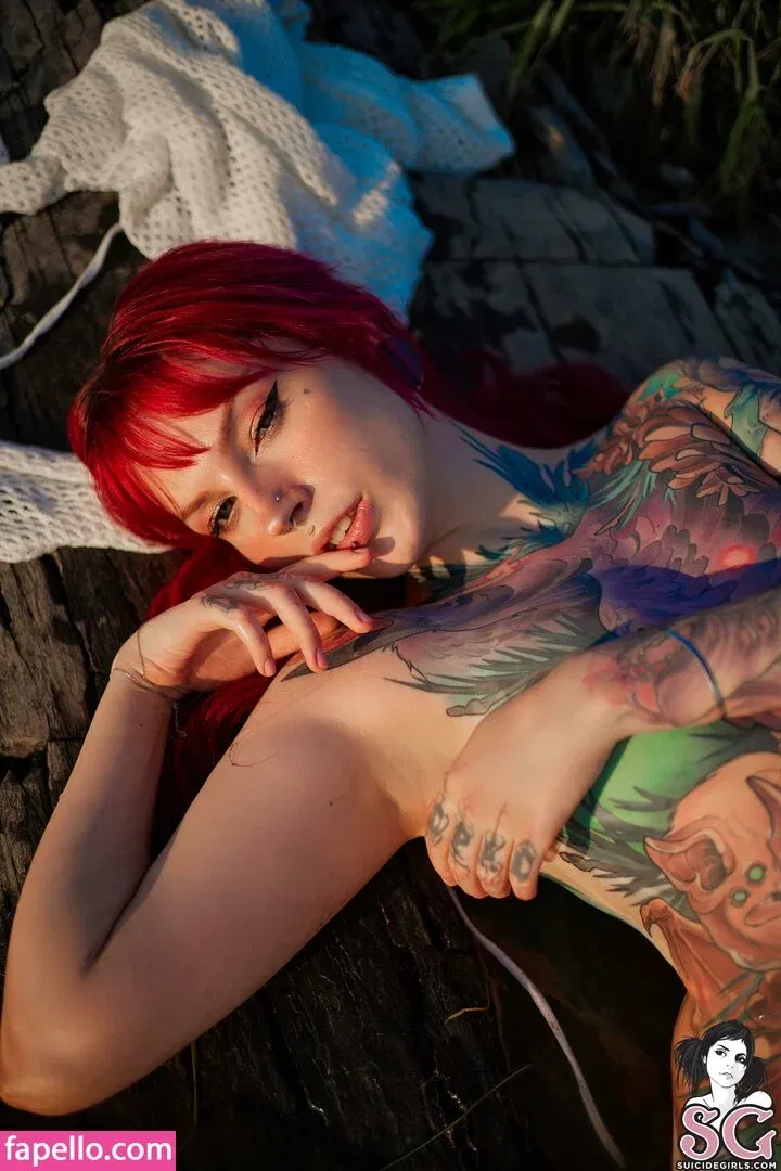 Hellyrite Onlyfans Photo Gallery 