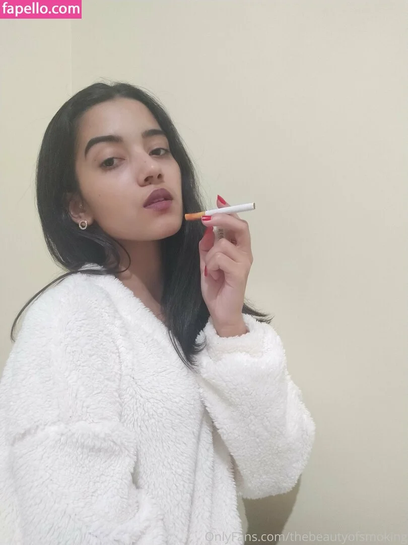thebeautyofsmoking Onlyfans Photo Gallery 