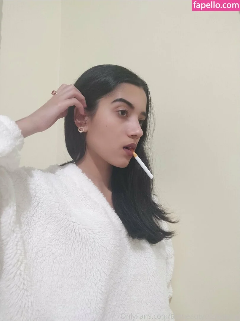 thebeautyofsmoking Onlyfans Photo Gallery 