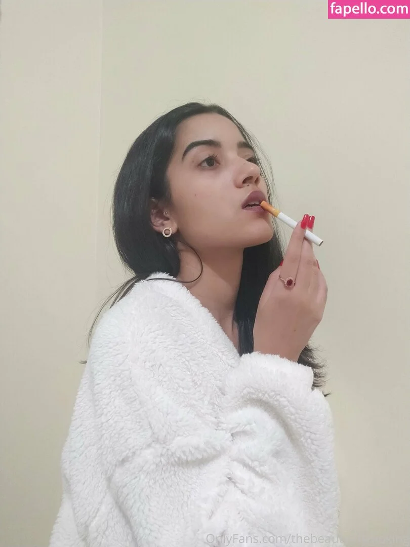 thebeautyofsmoking Onlyfans Photo Gallery 