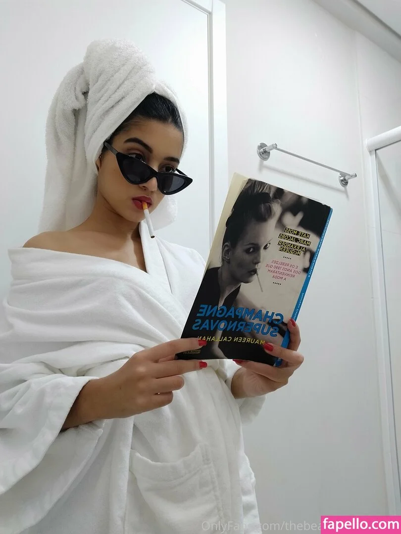 thebeautyofsmoking Onlyfans Photo Gallery 