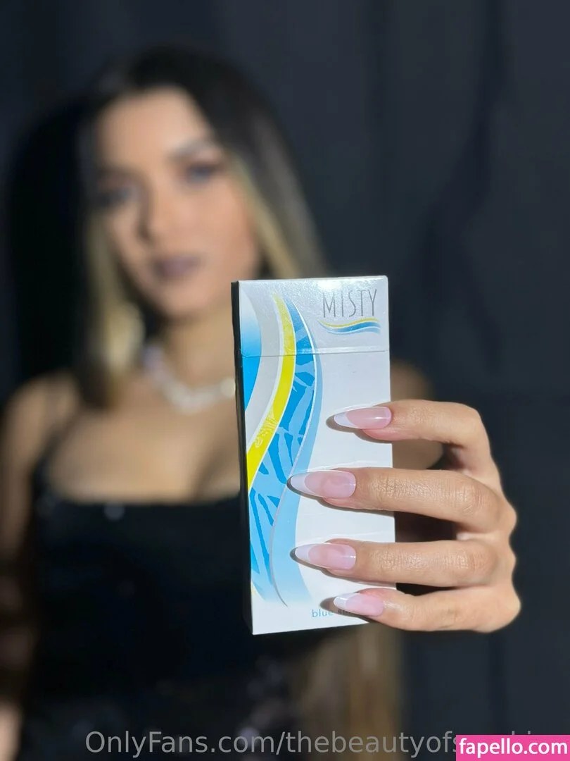 thebeautyofsmoking Onlyfans Photo Gallery 