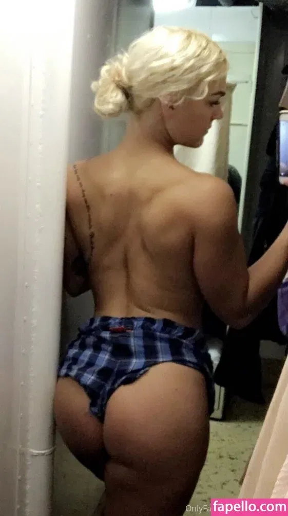 queen_emma_may Onlyfans Photo Gallery 