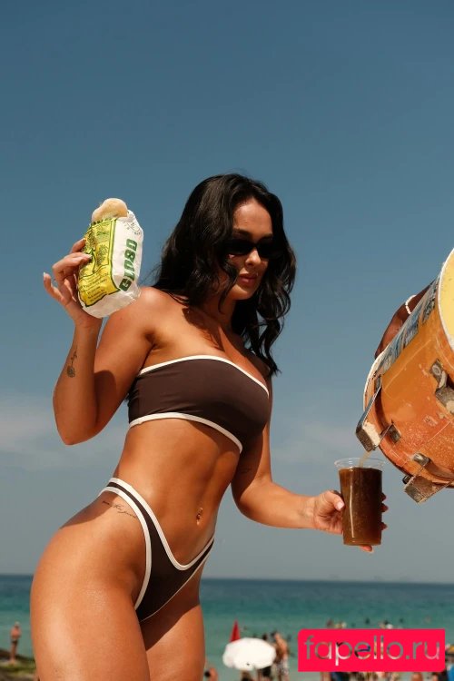 Larissa Santos Onlyfans Photo Gallery 