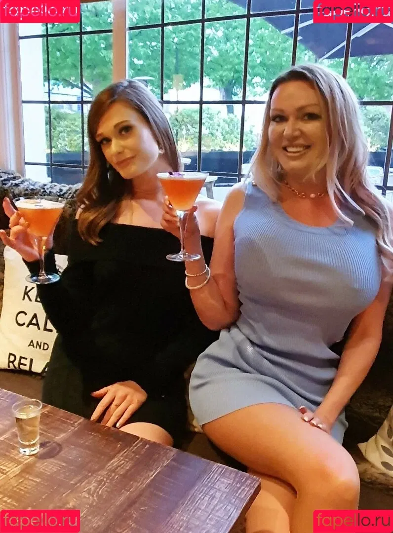 Honour May Onlyfans Photo Gallery 