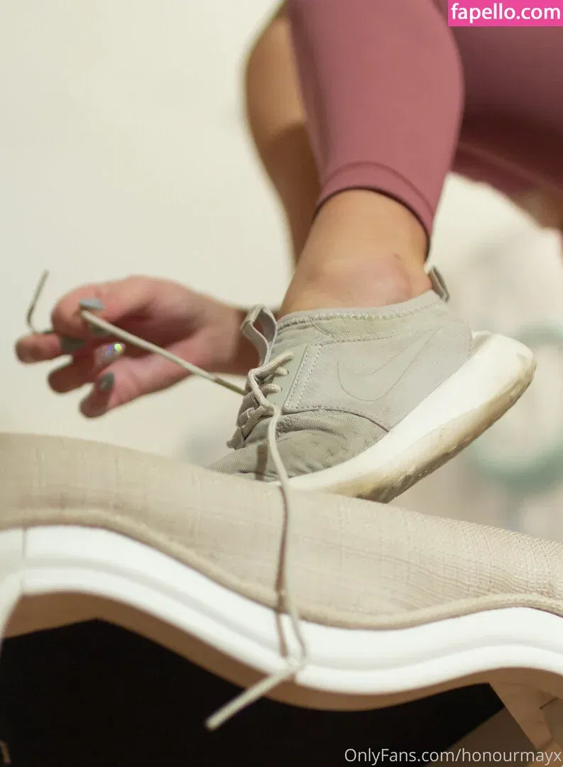 Honour May Onlyfans Photo Gallery 