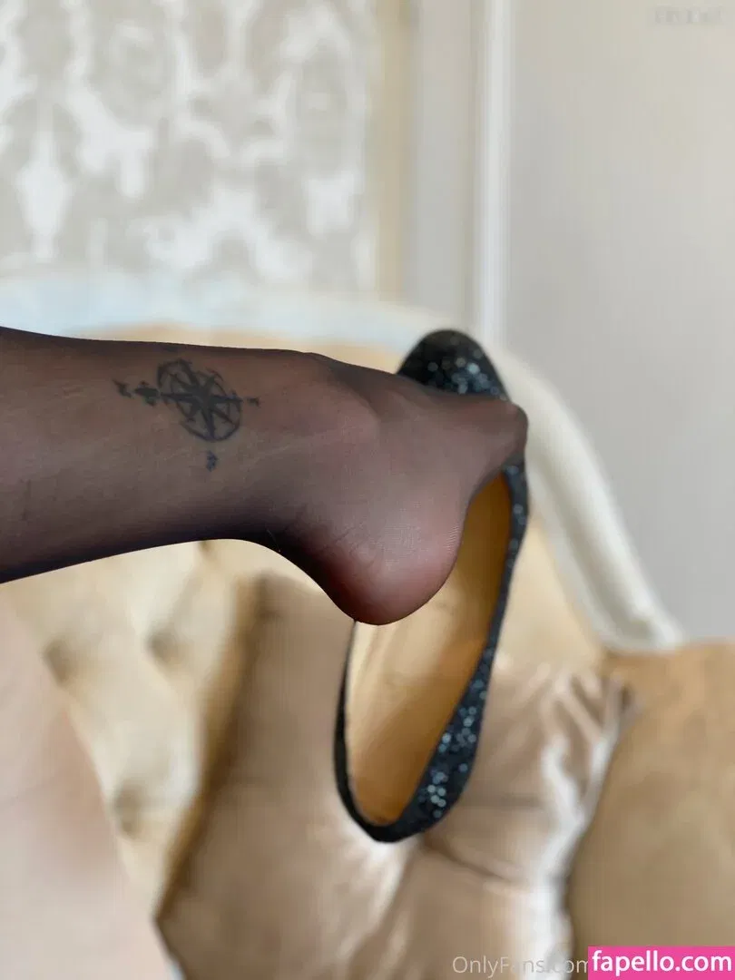 Honour May Onlyfans Photo Gallery 