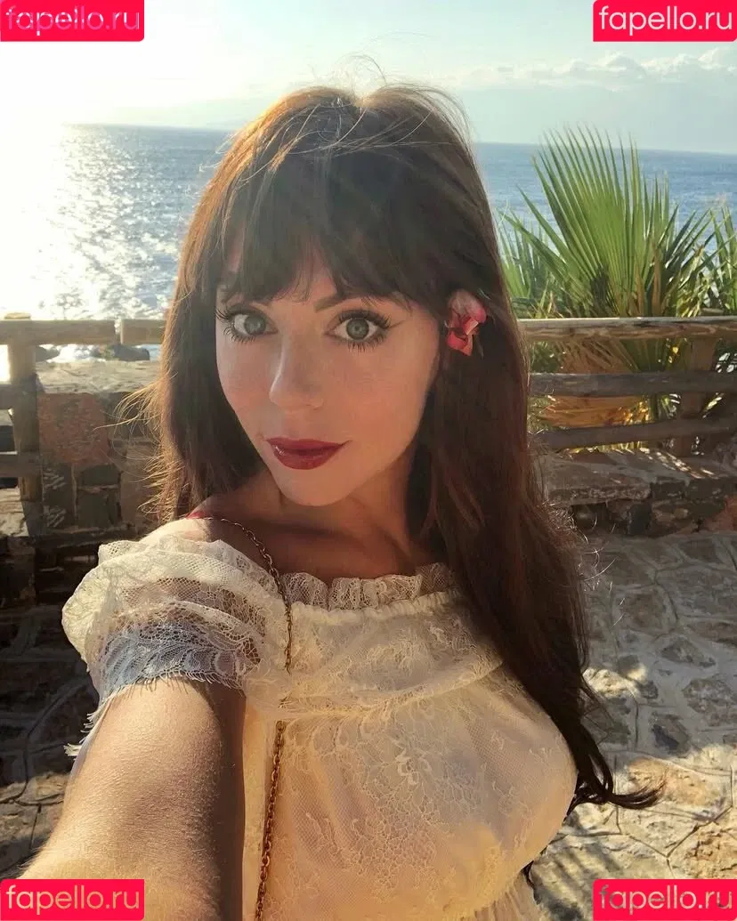 Elodie Delmas Onlyfans Photo Gallery 