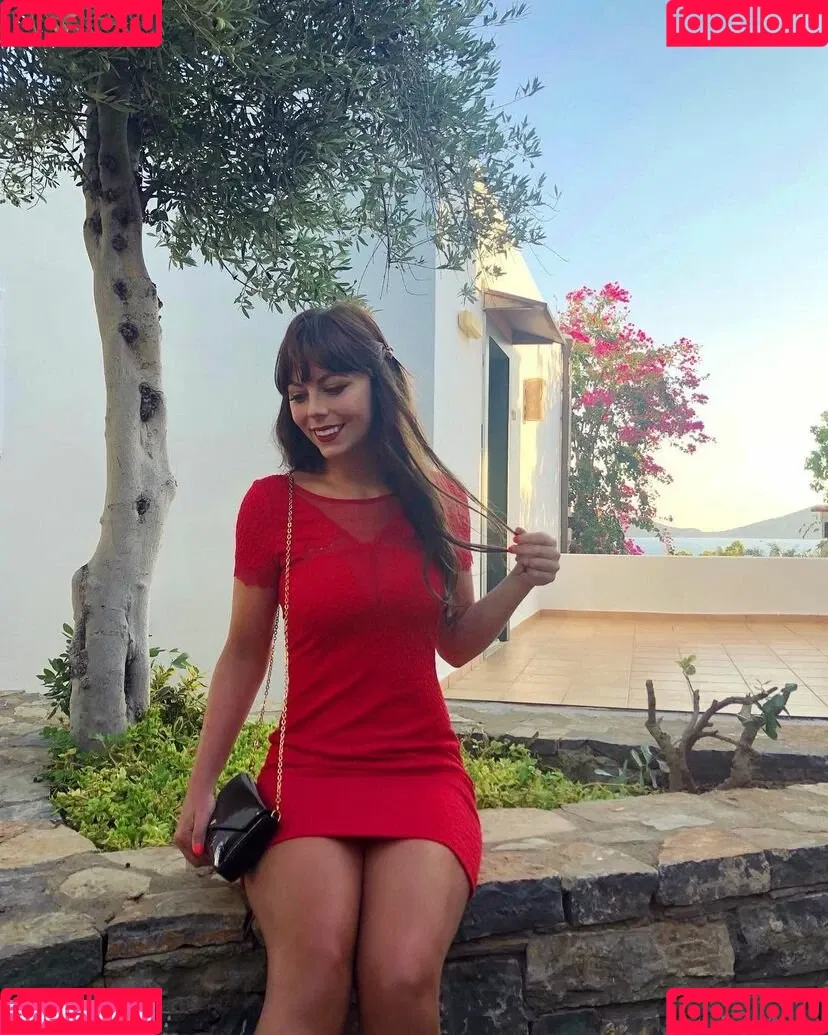 Elodie Delmas Onlyfans Photo Gallery 