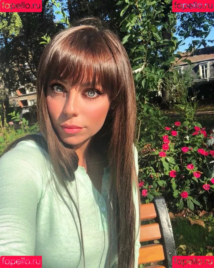 Elodie Delmas Onlyfans Photo Gallery 