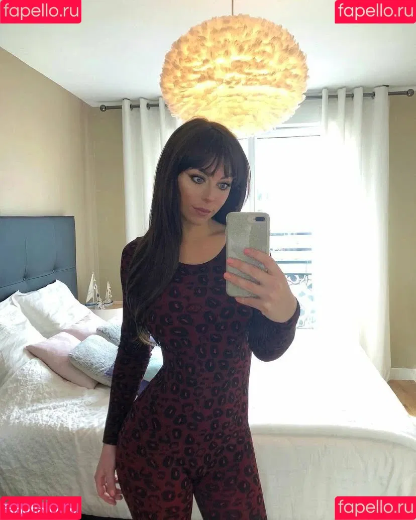 Elodie Delmas Onlyfans Photo Gallery 