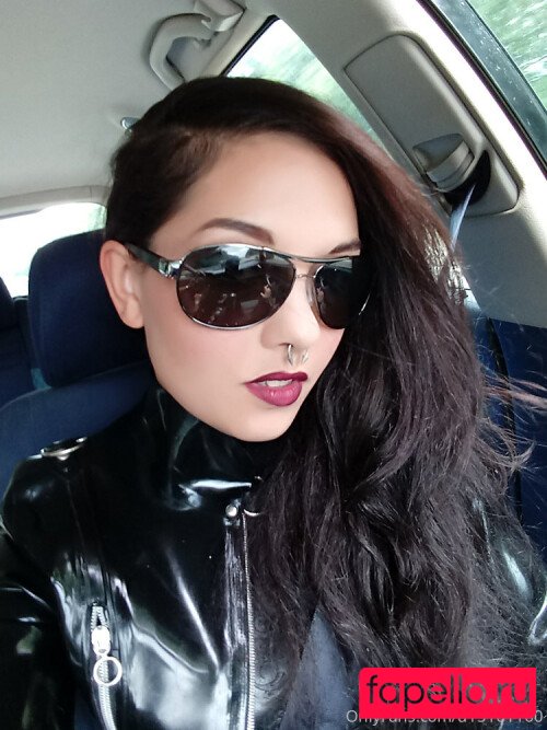 Elodie Delmas Onlyfans Photo Gallery 