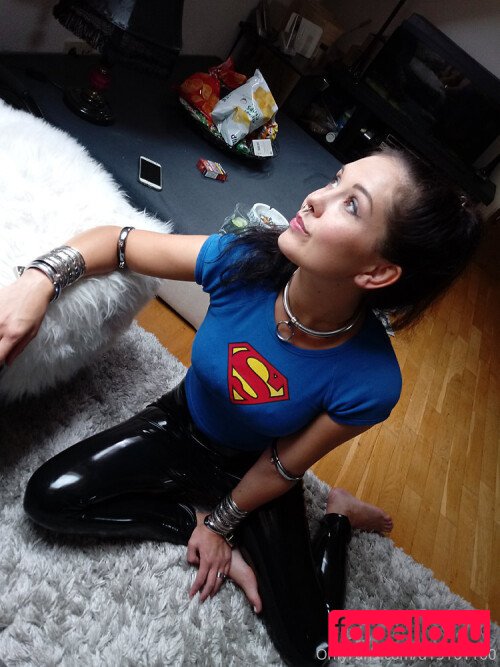 Elodie Delmas Onlyfans Photo Gallery 