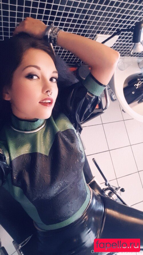 Elodie Delmas Onlyfans Photo Gallery 