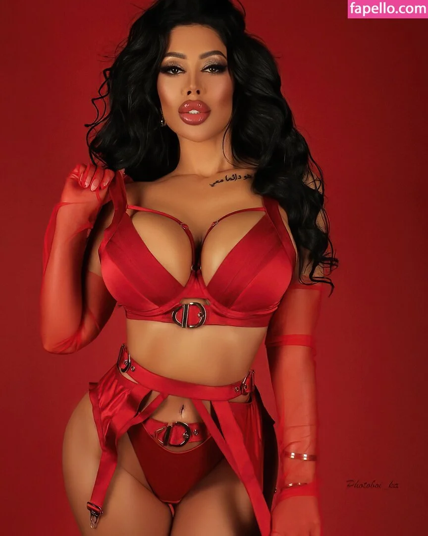 Lara Frost Onlyfans Photo Gallery 