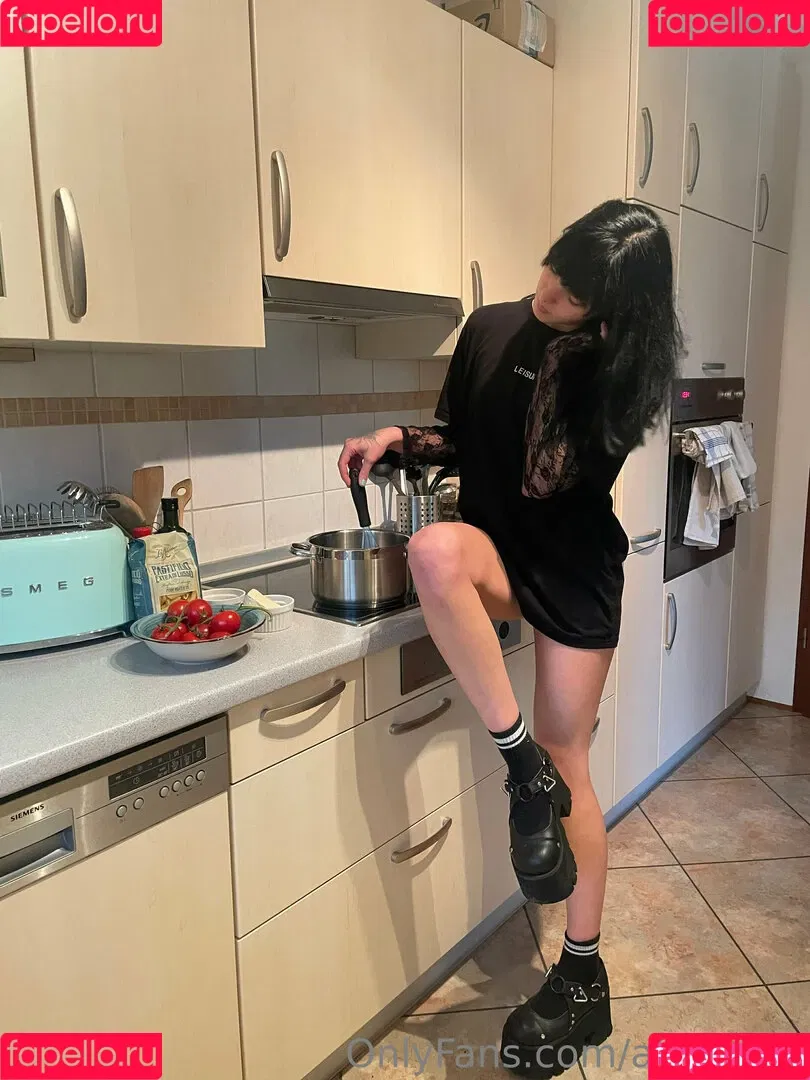 allyalden Onlyfans Photo Gallery 