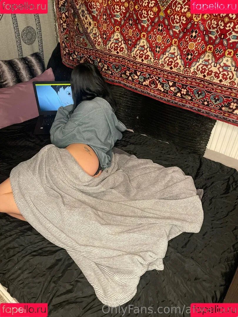 allyalden Onlyfans Photo Gallery 