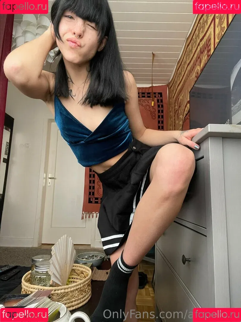 allyalden Onlyfans Photo Gallery 
