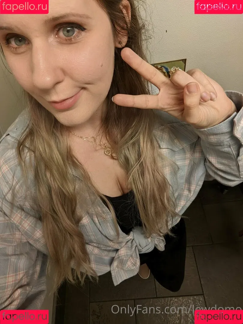 lewdomo Onlyfans Photo Gallery 