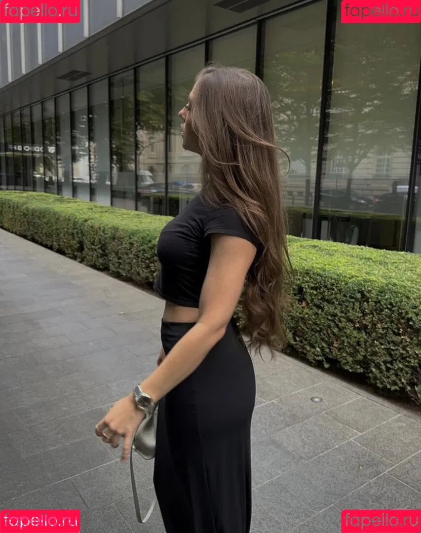 Laurainpictures Onlyfans Photo Gallery 