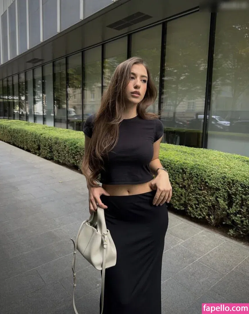 Laurainpictures Onlyfans Photo Gallery 