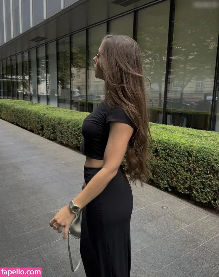 Laurainpictures Onlyfans Photo Gallery 