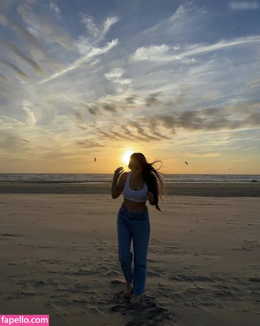 Laurainpictures Onlyfans Photo Gallery 