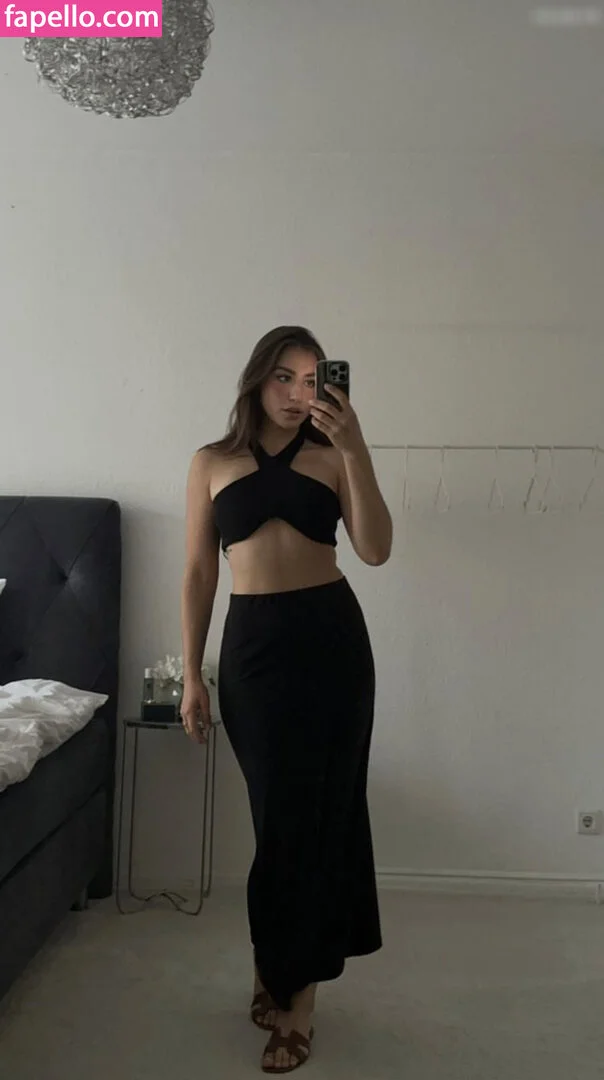 Laurainpictures Onlyfans Photo Gallery 