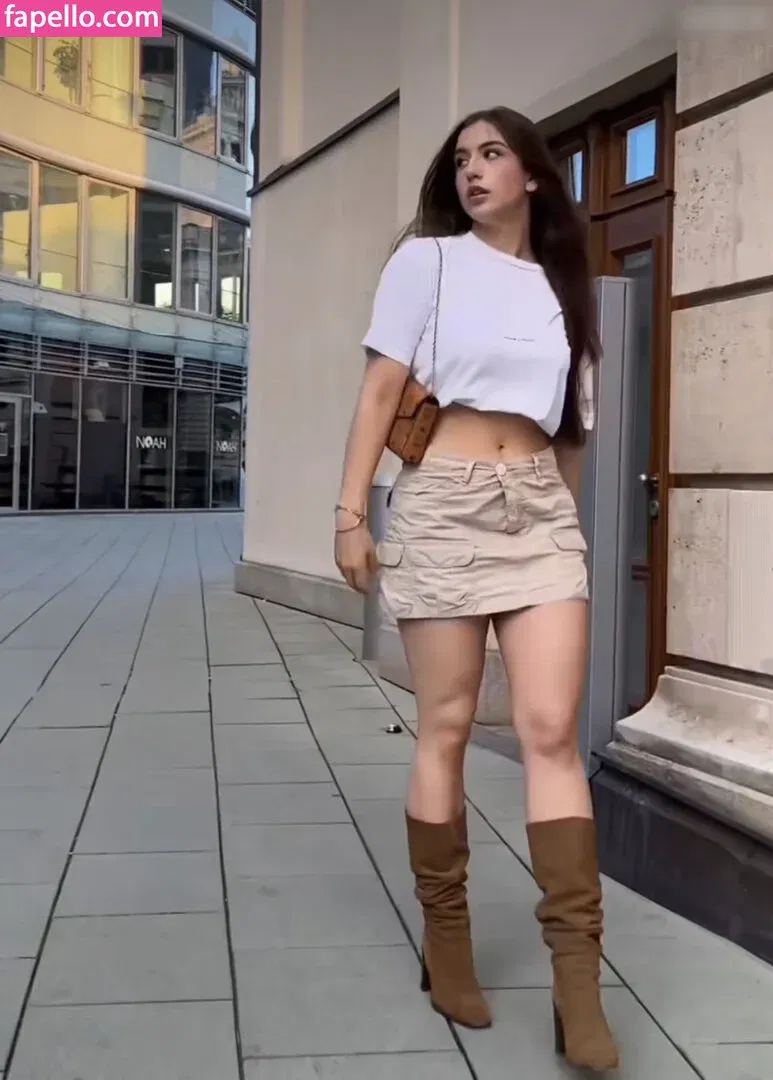 Laurainpictures Onlyfans Photo Gallery 