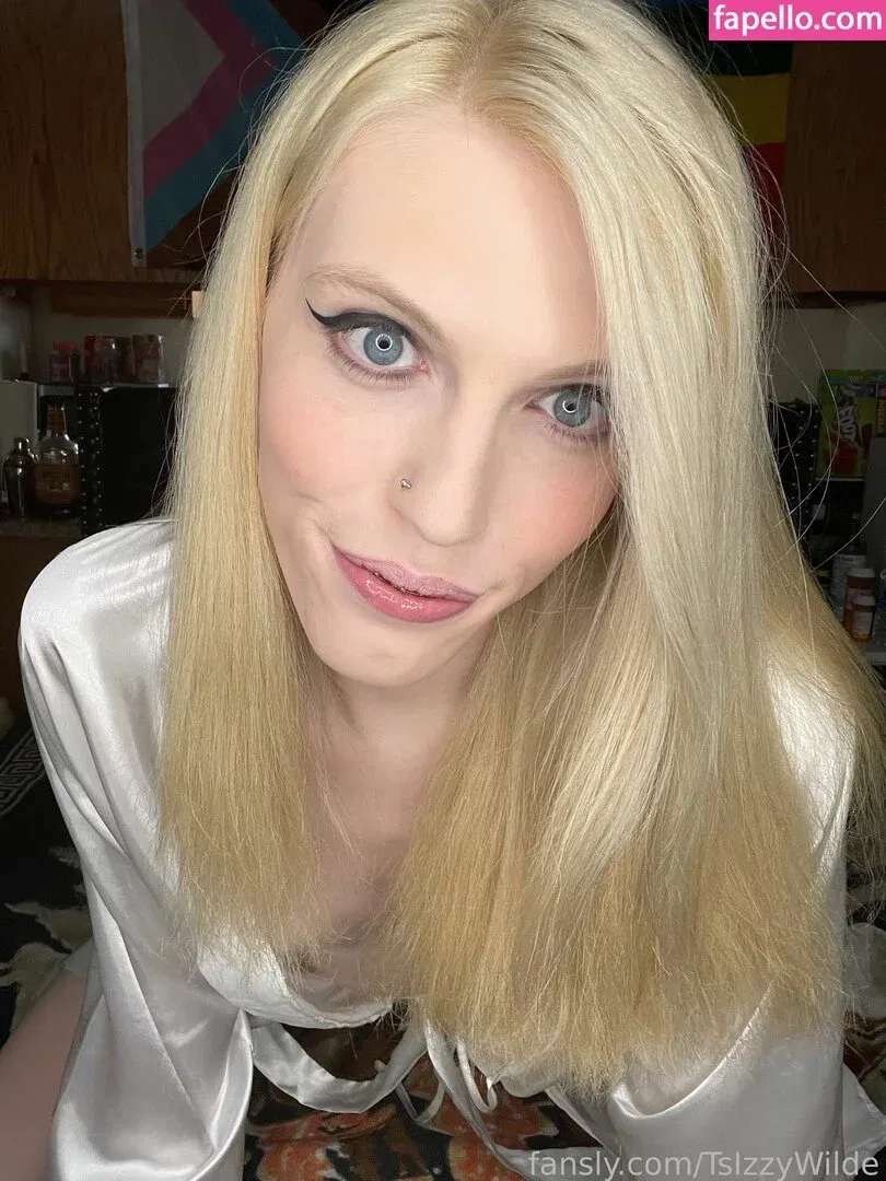 TsIzzyWilde Onlyfans Photo Gallery 