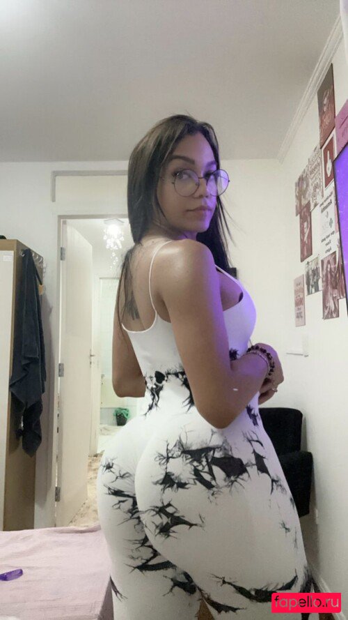 YunaMesquitta Nude Onlyfans Photo 3