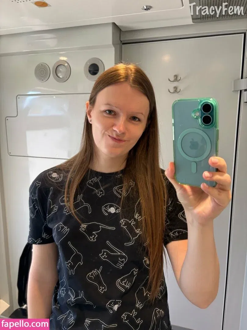 TracyFem Onlyfans Photo Gallery 