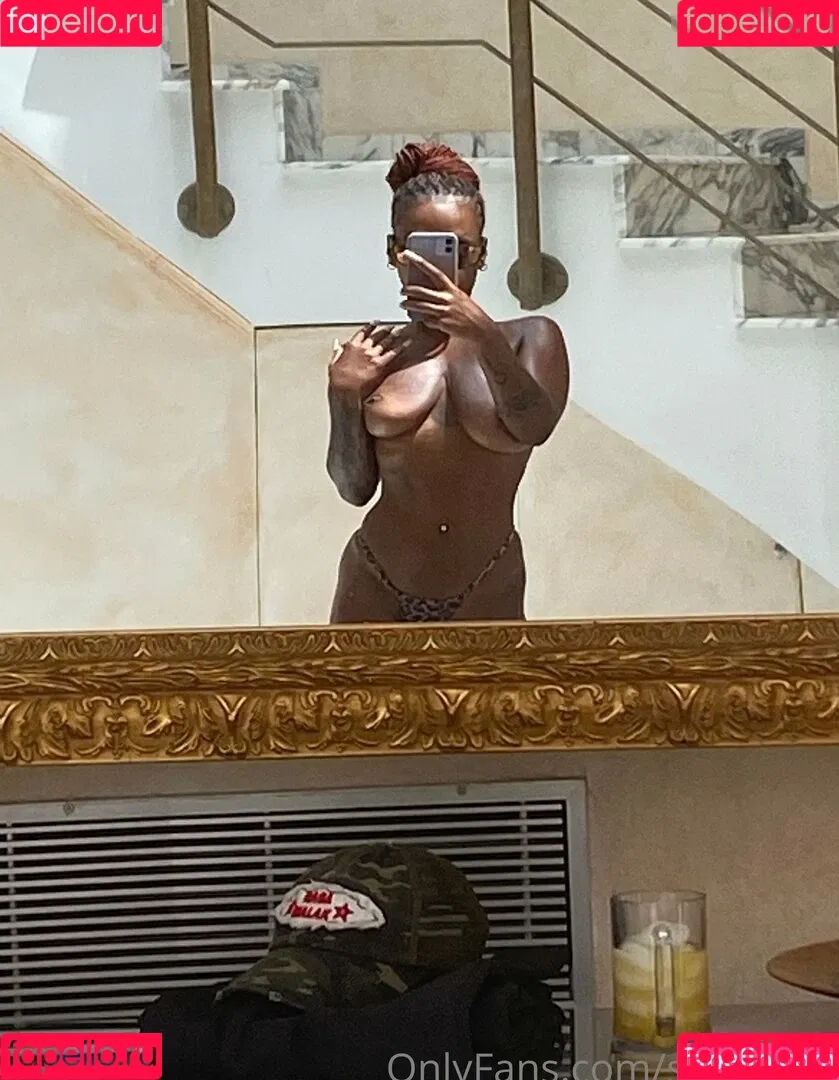 Nura Habib Omer Onlyfans Photo Gallery 