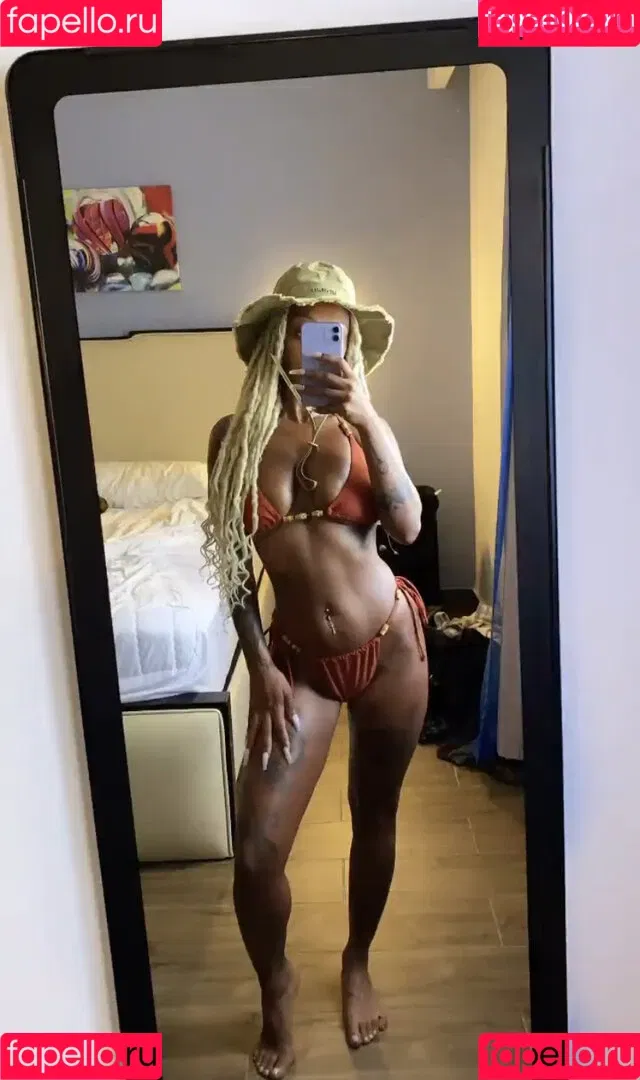 Nura Habib Omer Onlyfans Photo Gallery 