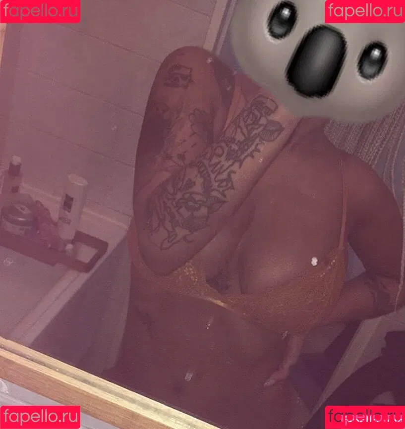 Nura Habib Omer Onlyfans Photo Gallery 