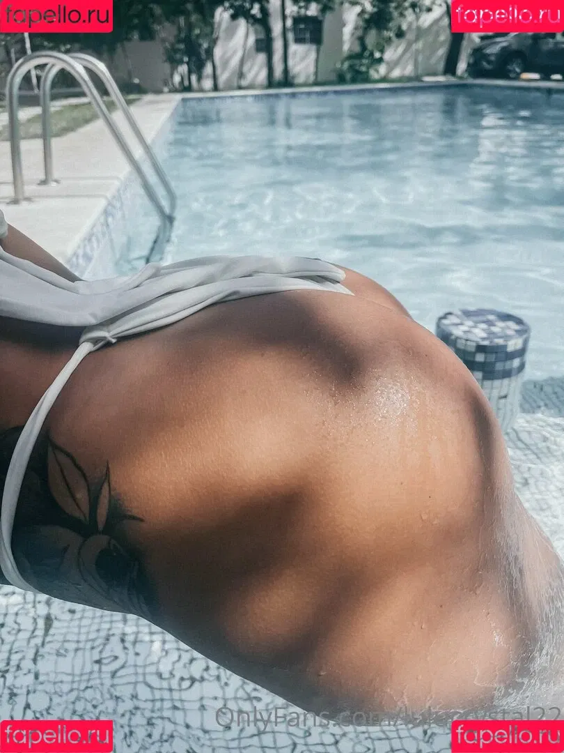 Lulu Lemurian Onlyfans Photo Gallery 