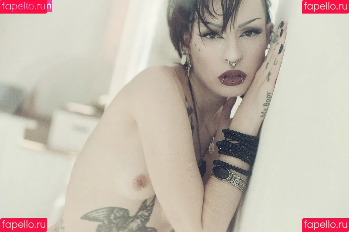 Triz Täss Onlyfans Photo Gallery 