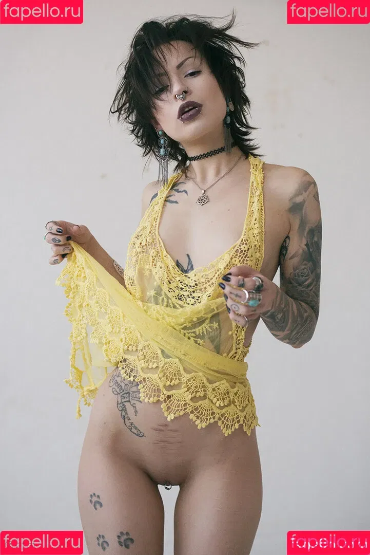 Triz Täss Onlyfans Photo Gallery 