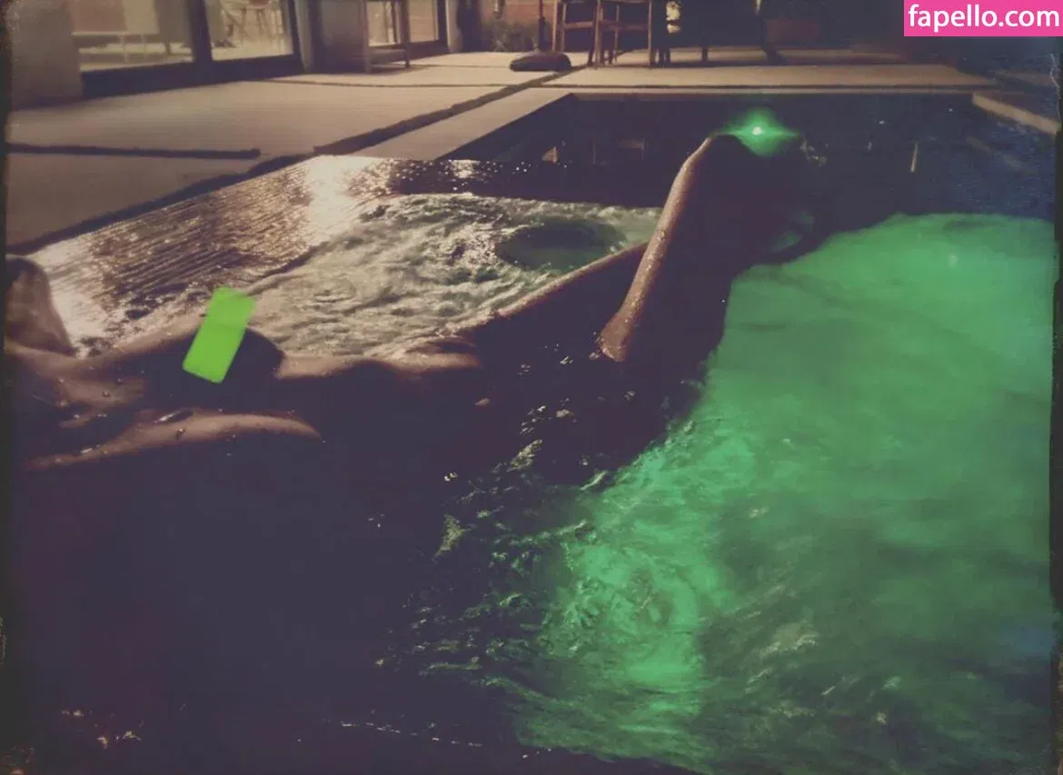 Triz Täss Onlyfans Photo Gallery 