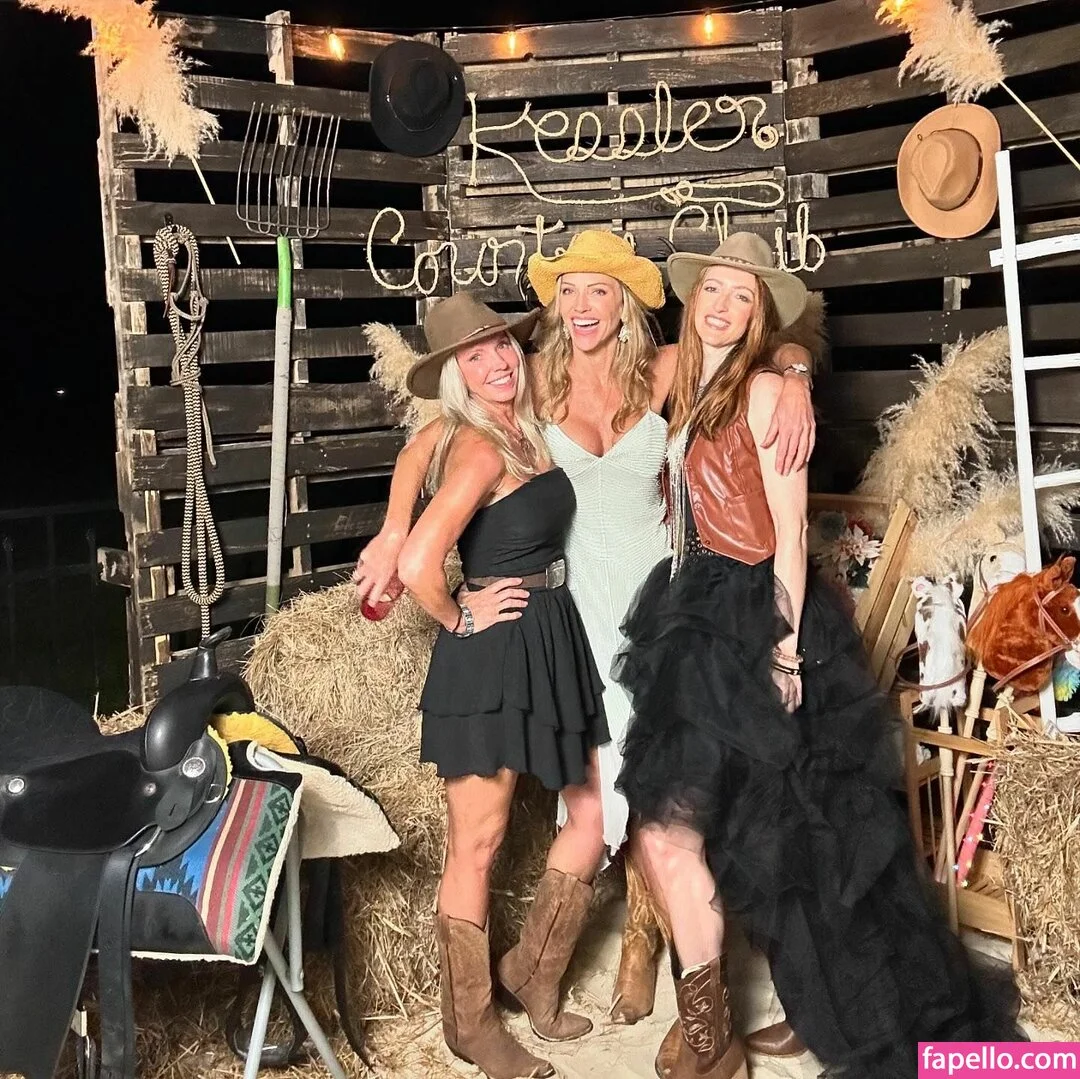 Triz Täss Onlyfans Photo Gallery 